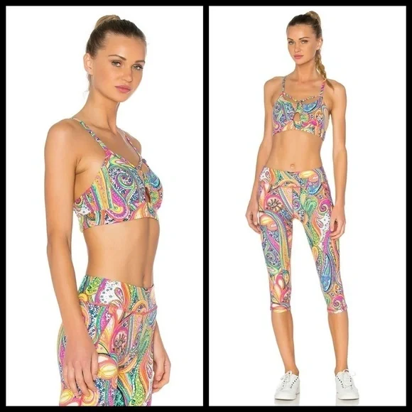 💕TRINA TURK💕 Mediterranean Paisley Sports Bra M NWT